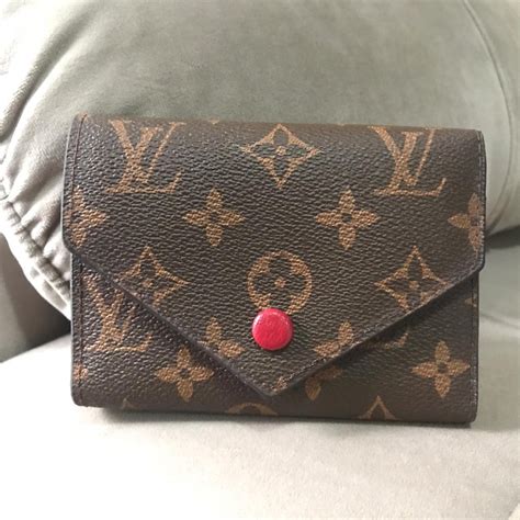 comprar carteira louis vuitton